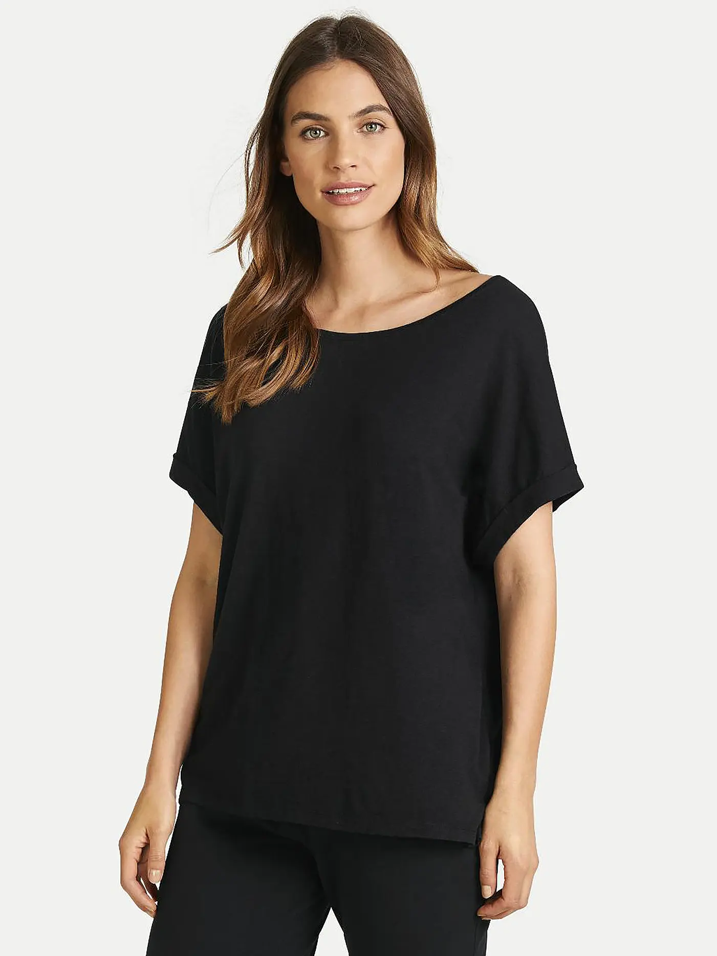 JUVIA | Loungewear Shirt | schwarz